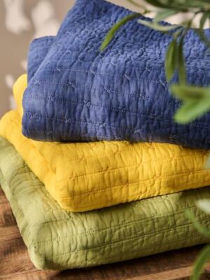 Ib Laursen Quilt indigo-blå m/korssting